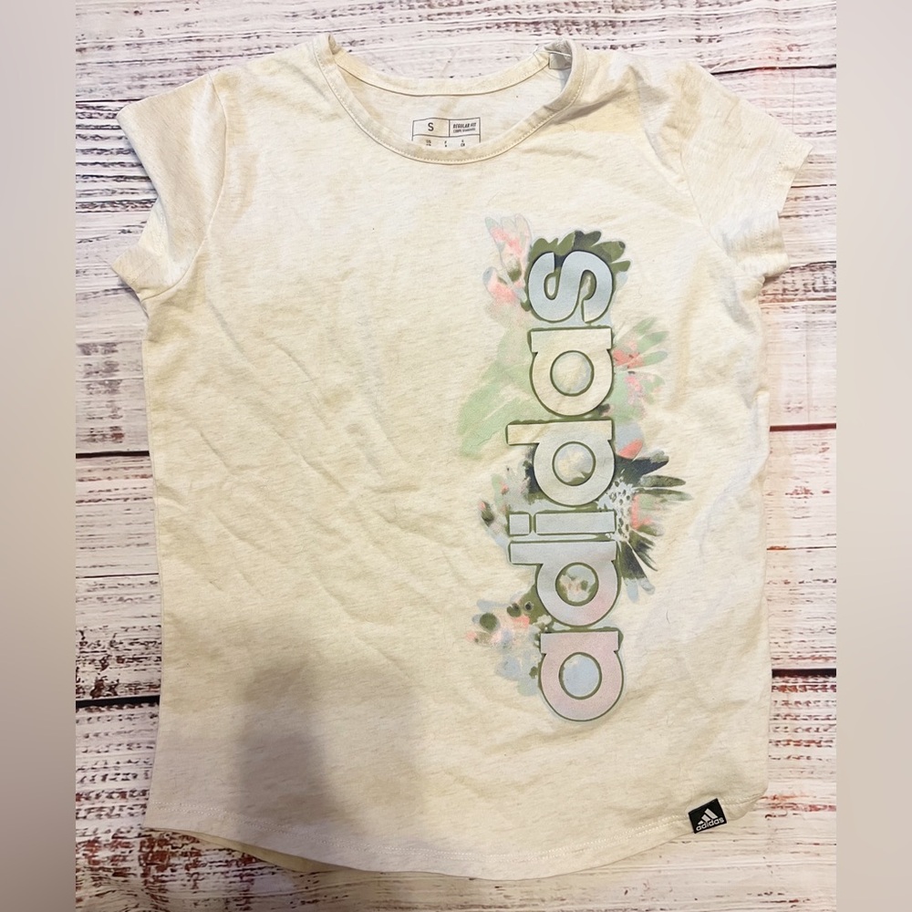 Adidas Girls Graphic T-Shirt Small